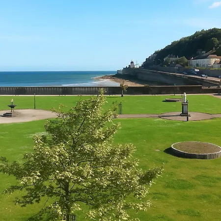 Youghal Apartament *