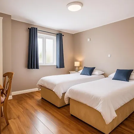Youghal Apartament *